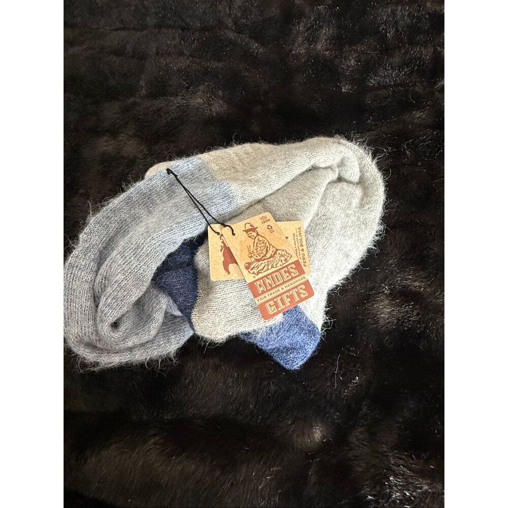 New Andes Gifts‎ 100% Alpaca Tres Scarf blue grey gray infinity